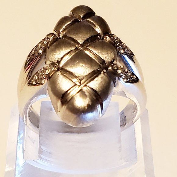 Original Design 18K white Gold Diamond Ring - Picture 3 of 12